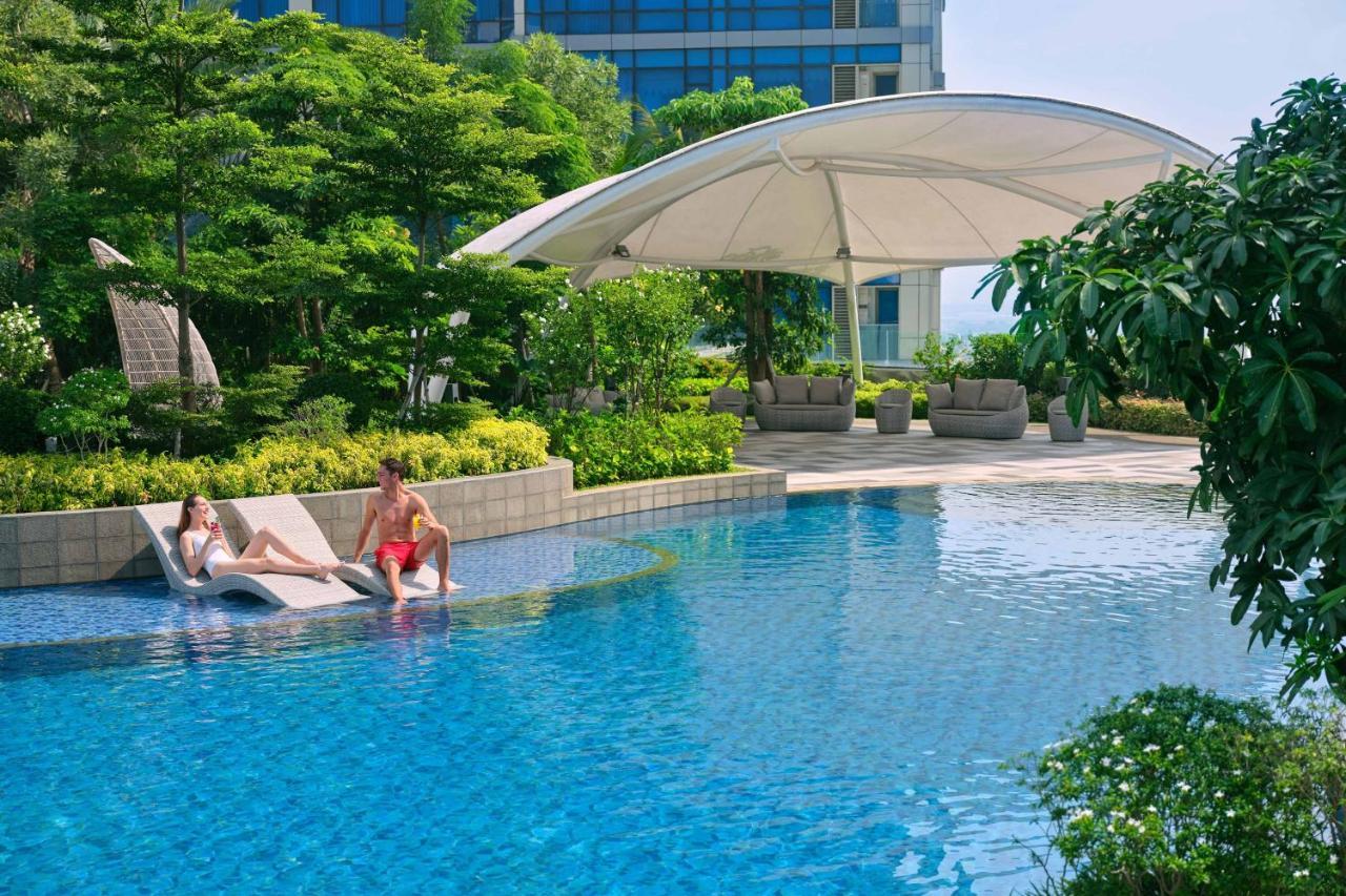 Four Points By Sheraton Surabaya, Pakuwon Indah Exterior photo