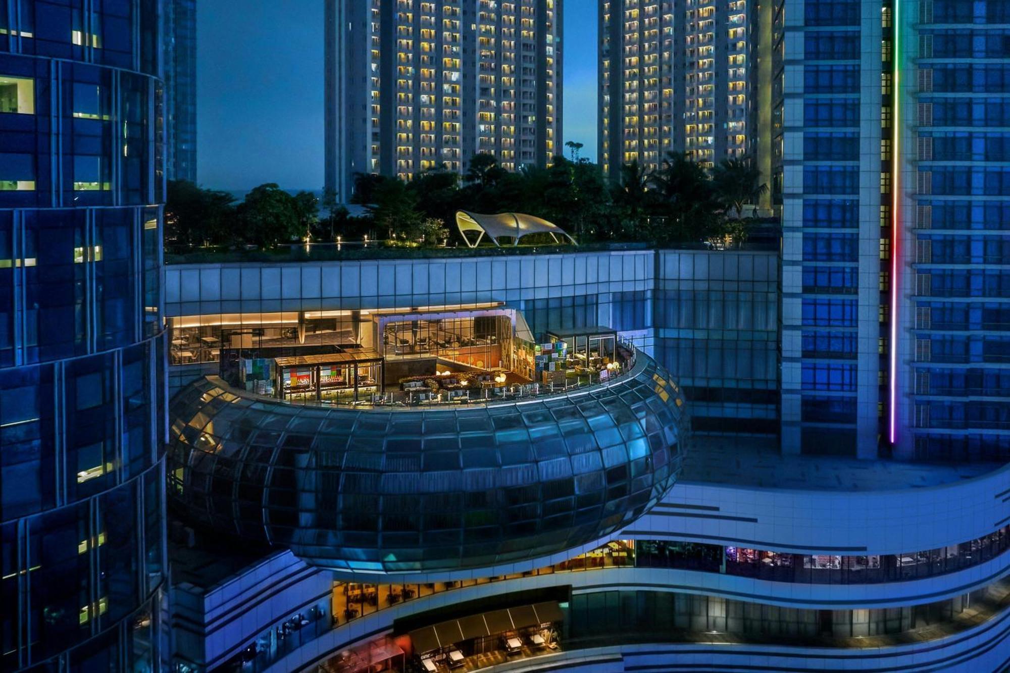 Four Points By Sheraton Surabaya, Pakuwon Indah Exterior photo